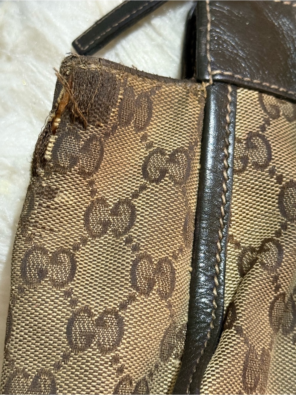 Vintage Gucci Brown Canvas GG Monogram Shoulder Bag with Gold Hardware - Picture 8 of 13